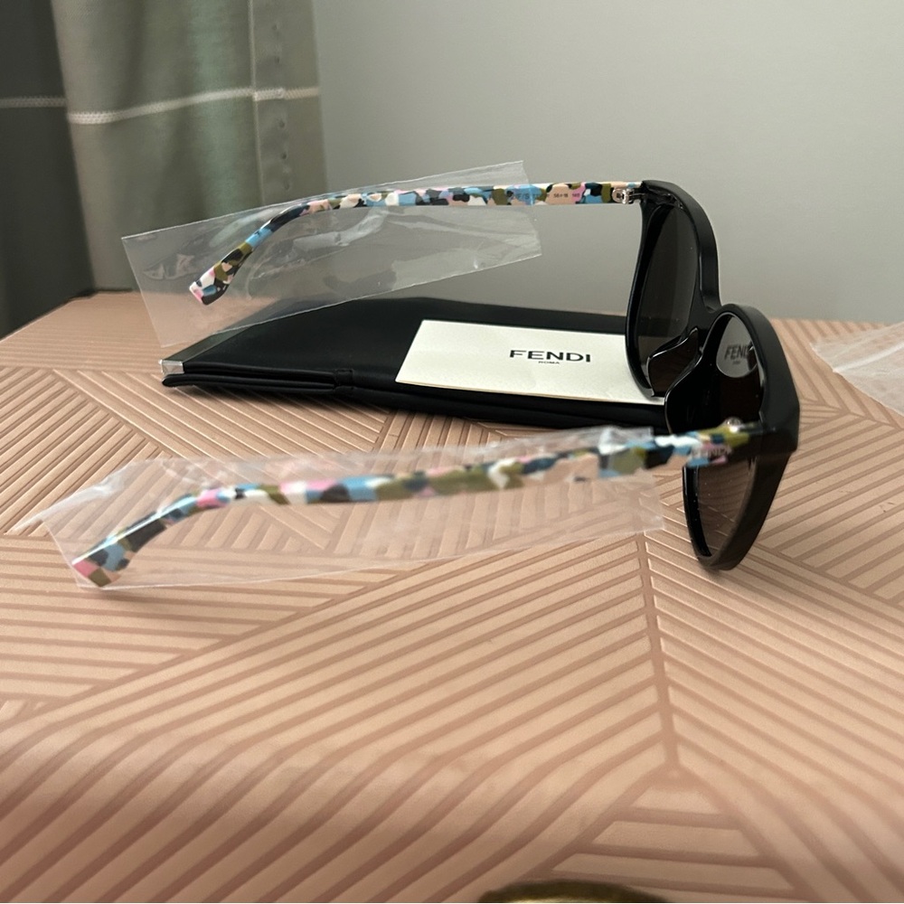 Fendi Sunglasses 56mm Black Multicolor Casual Luxury Classic Summer Vacation - Picture 7 of 16